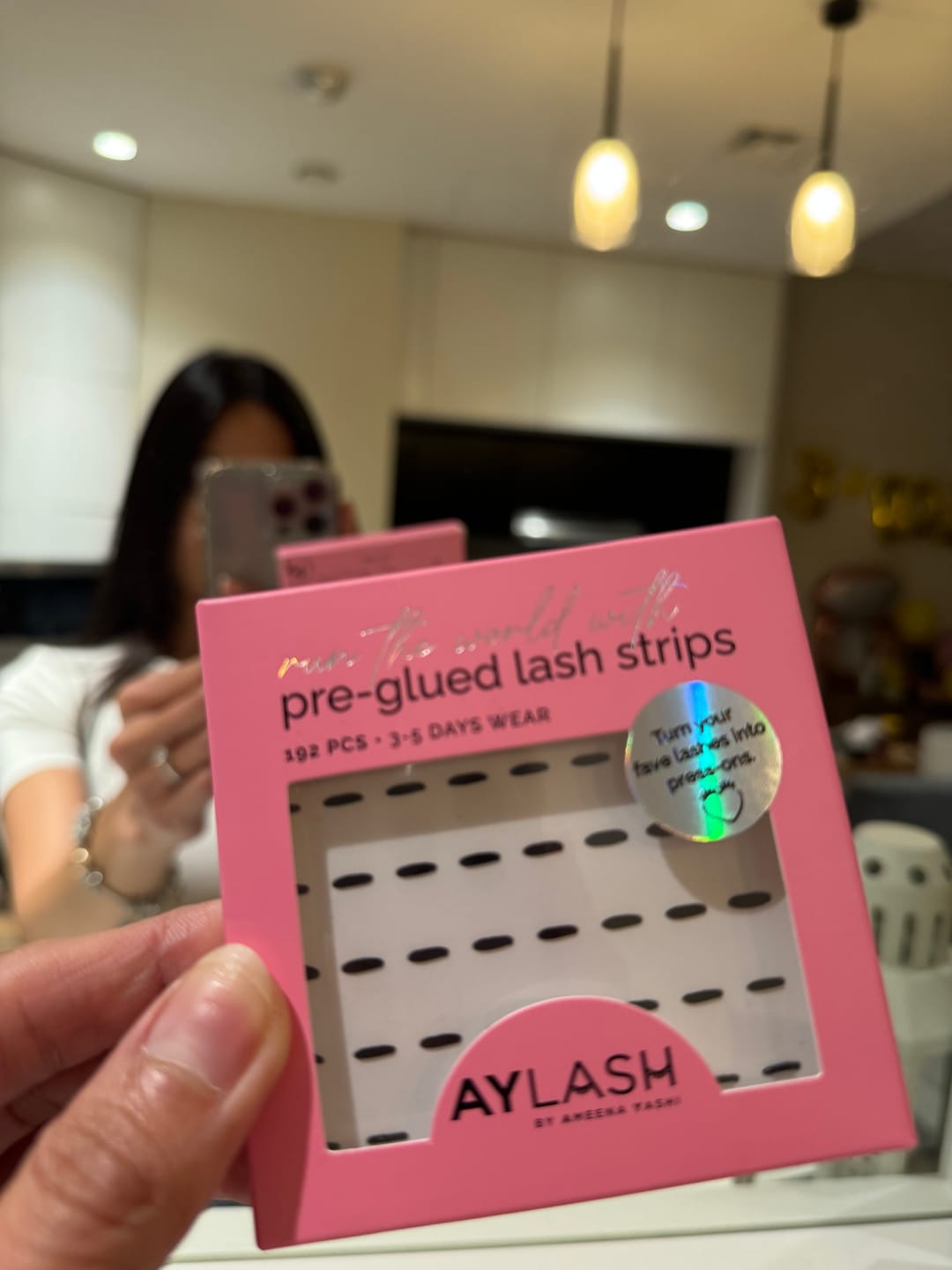 Customer photo review of Pre-glued Lash Strips