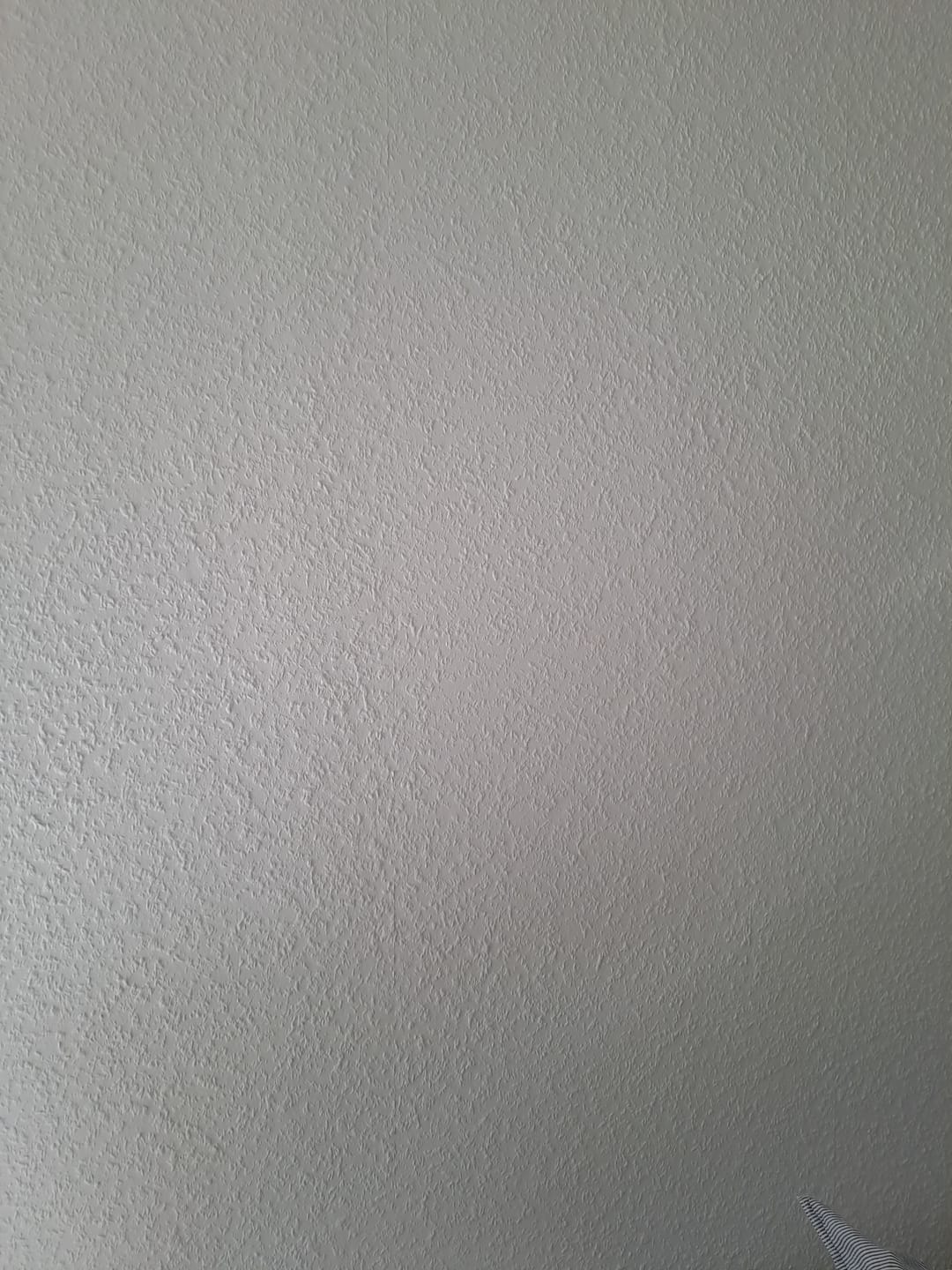 Customer photo review of Woodchip Wallpaper - Anaglypta - Paintable