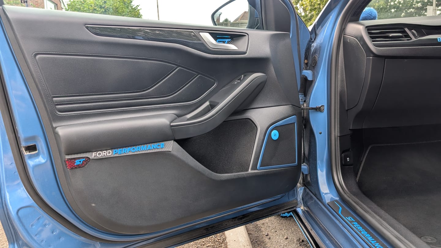 Customer photo review of Mk4/4.5 Focus Door Speaker Surrounds x4 (Painted Finishes)