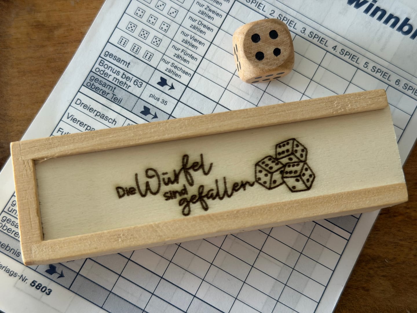 Customer photo review of Würfelspiele zum Ausdrucken - PDF & Plotterdatei SVG Download