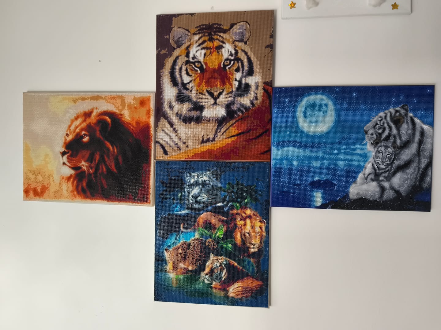 Customer photo review of Broderie Diamant - Regard de Tigre 40x50cm toile tendue sur châssis