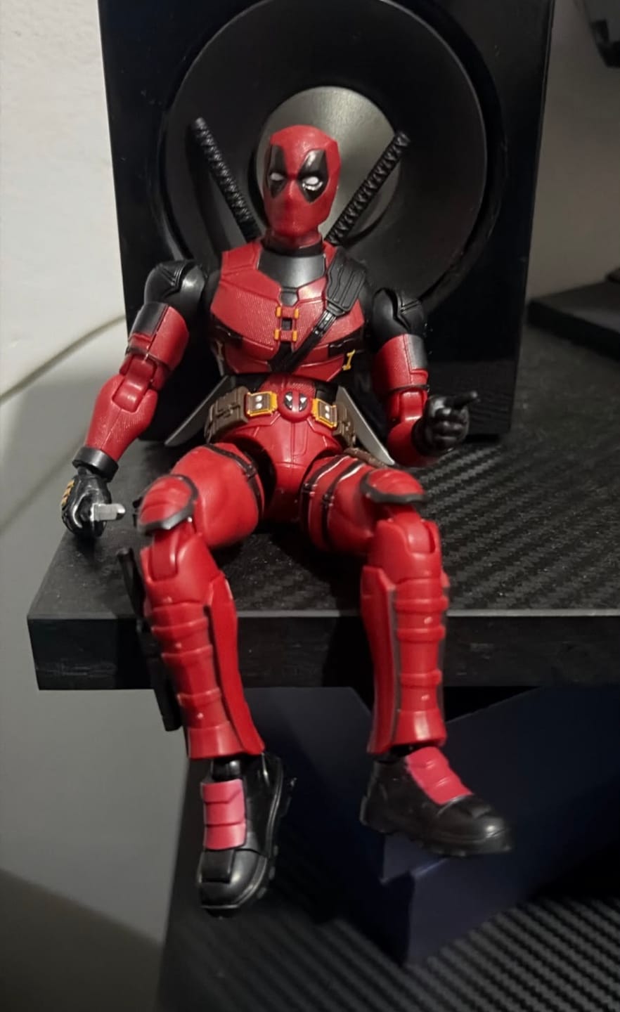 Customer photo review of Deadpool - Marvel Deadpool & Wolverine - Champion Class 04 - Model Kit - BLOKEES