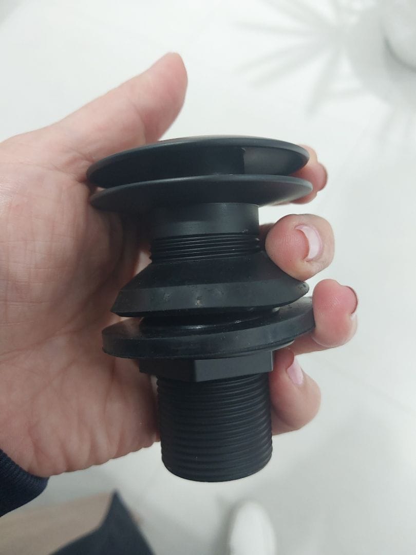 Customer photo review of Válvula Click Pia Banheiro Lavabo Ralo Cuba Preta 7/8 Inox