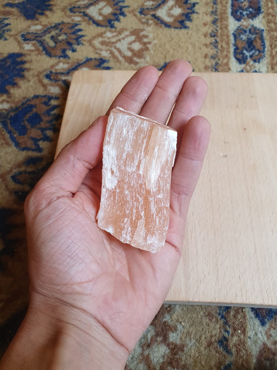 Customer photo review of Selenite arancio 7-8 cm
