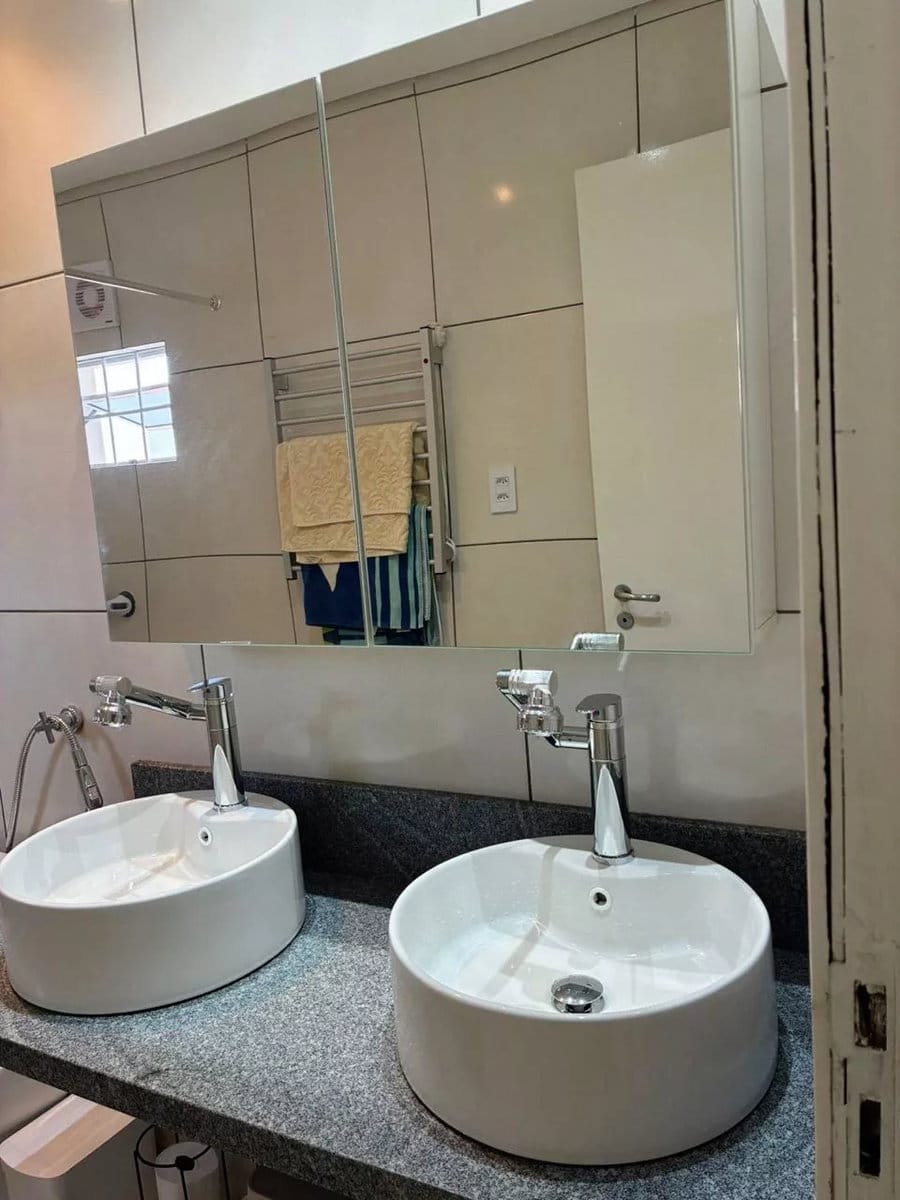 Customer photo review of Torneira Moderna Para Banheiro 360 Graus