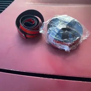 Customer photo review of Guarnizione Gomma Parabrezza Auto Universale Antipolvere