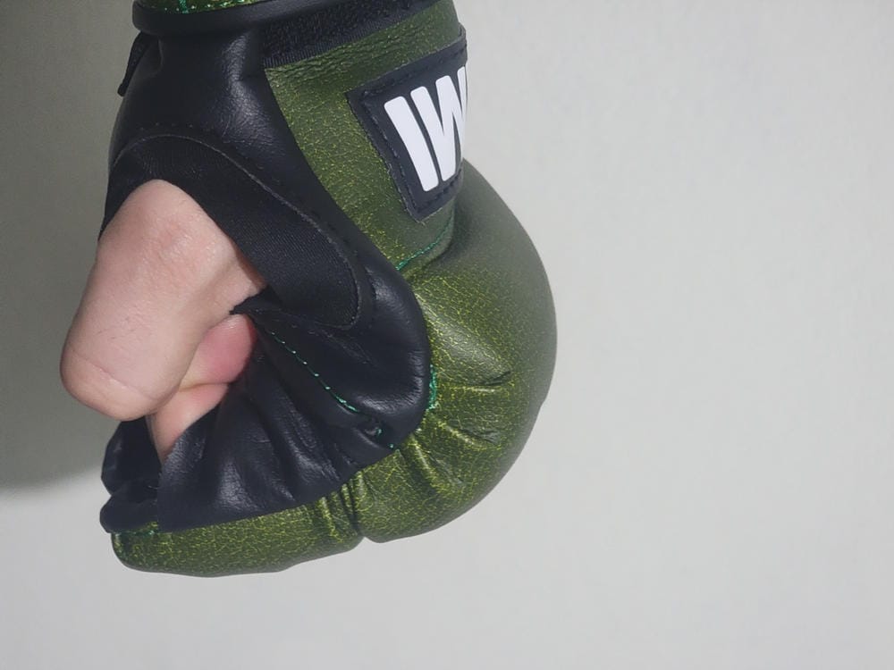 Customer photo review of Rizin MMA Gloves