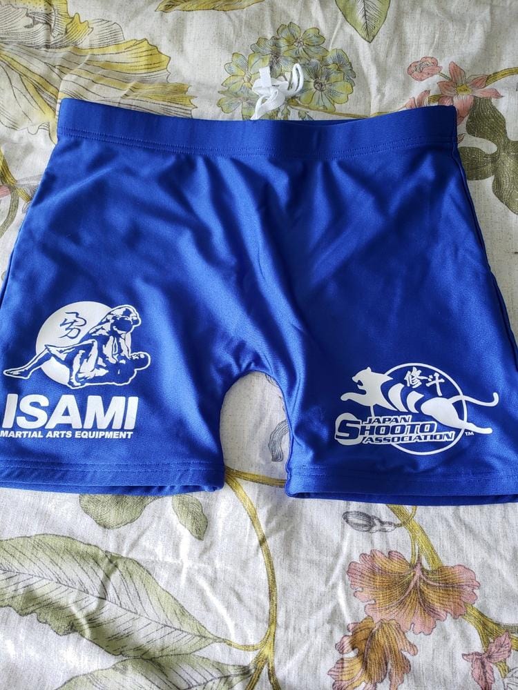 Customer photo review of Shooto Reversible Compression Shorts