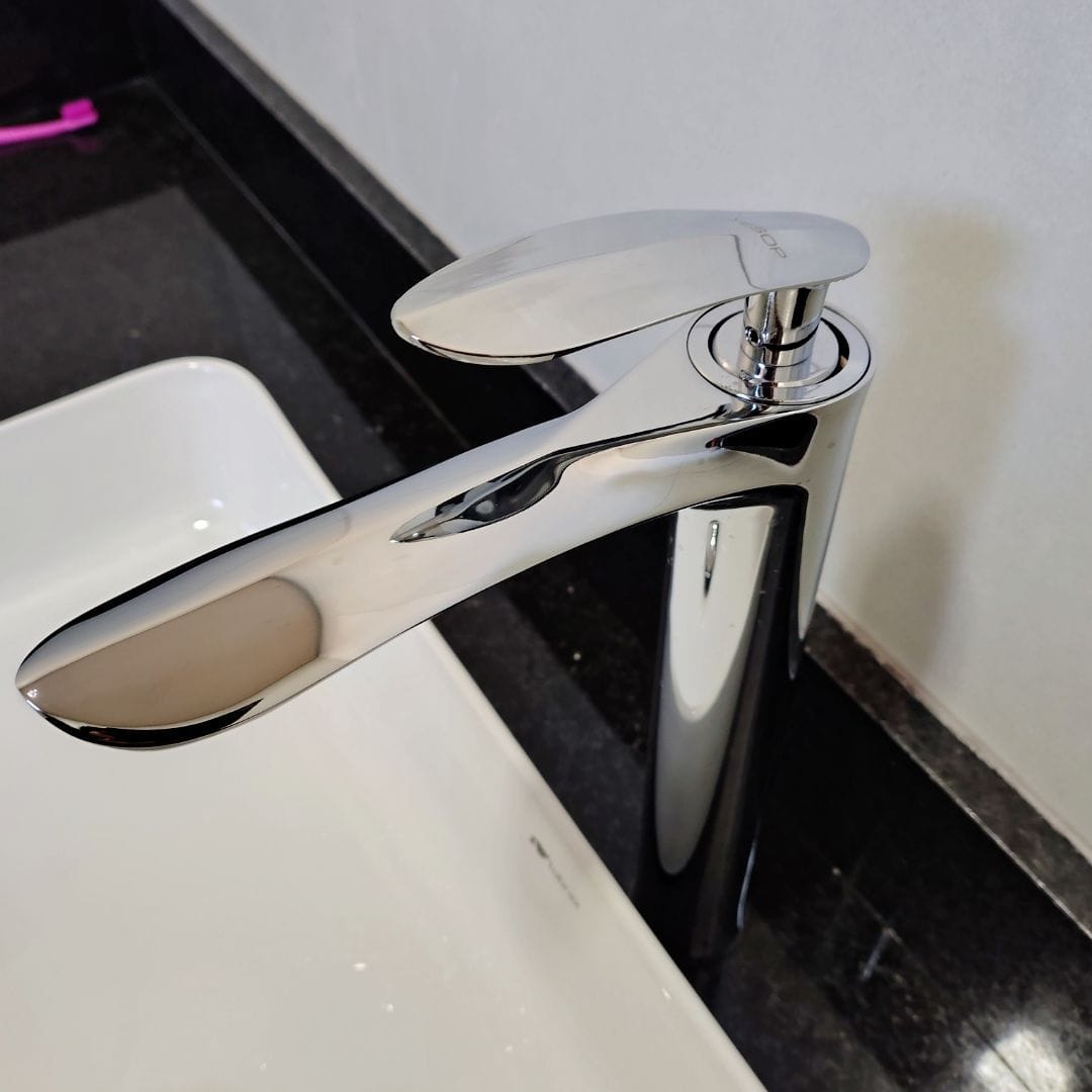 Customer photo review of Torneira Para Banheiro Gourmet Monocomando Aqua Lux