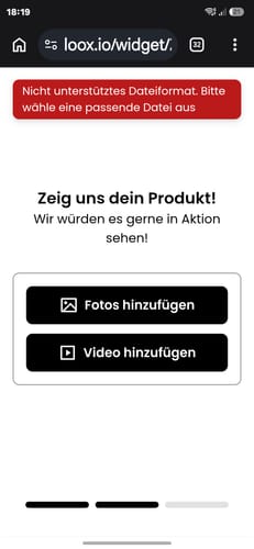 Customer's failed image upload screen for the Versandschutz product review, displaying an error message.