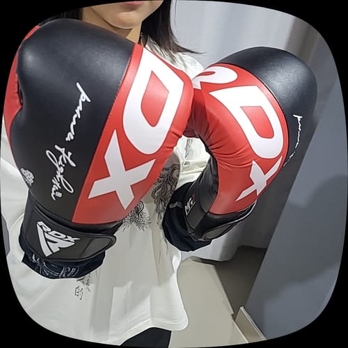 Customer photo review of Guantes de Boxeo F4
