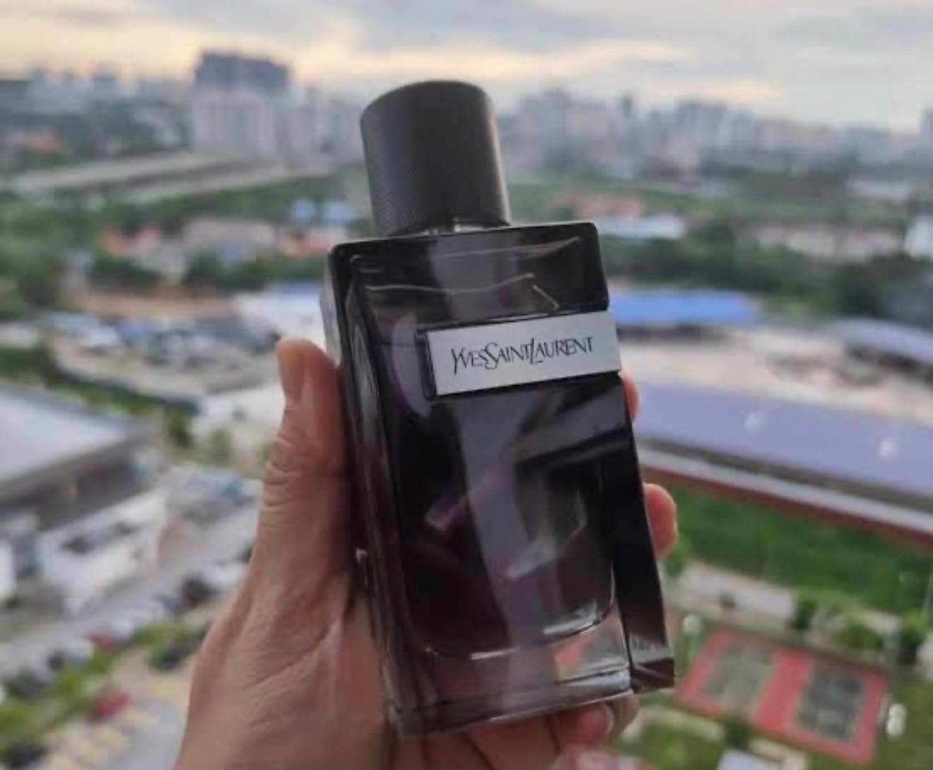 Customer photo review of Yves Saint Laurent Y Eau De Parfum For Men