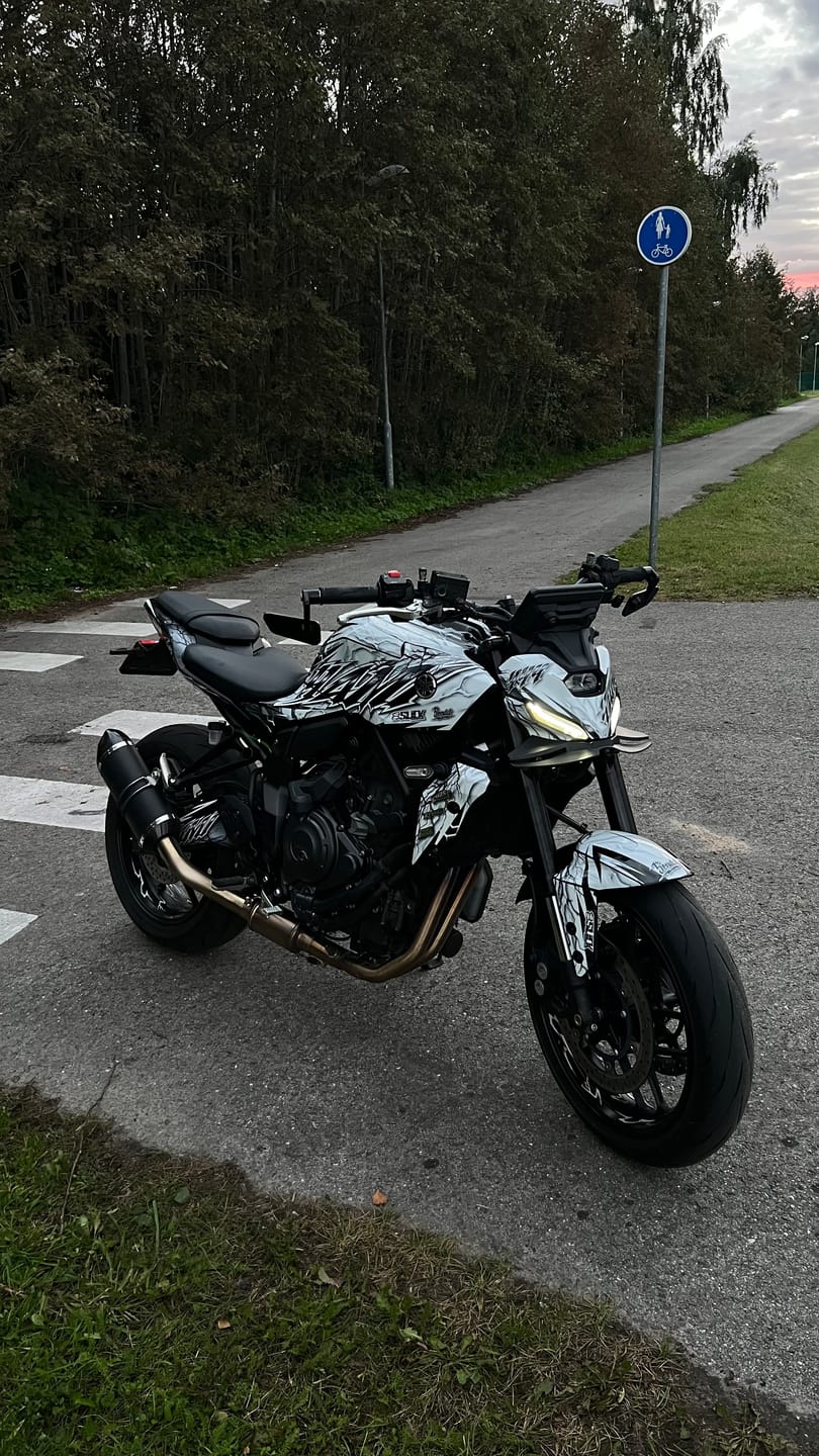 Customer photo review of FULL CUSTOM GRAPHICS KIT