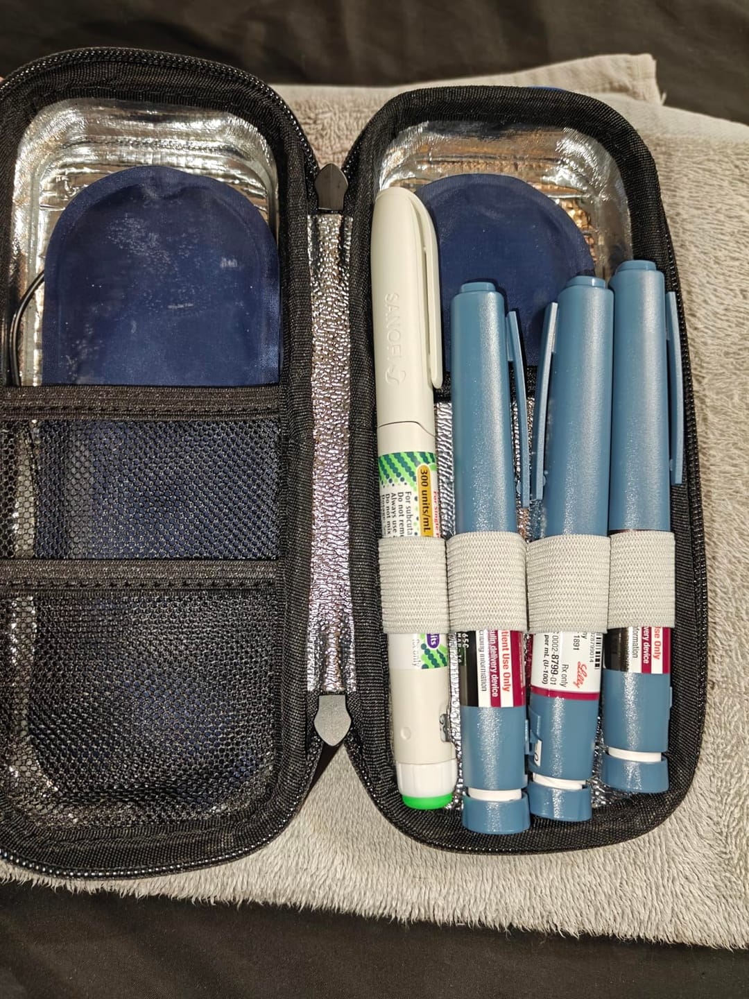 Customer photo review of Sekors® Dijital Göstergeli Soğutmalı İlaç Çantası