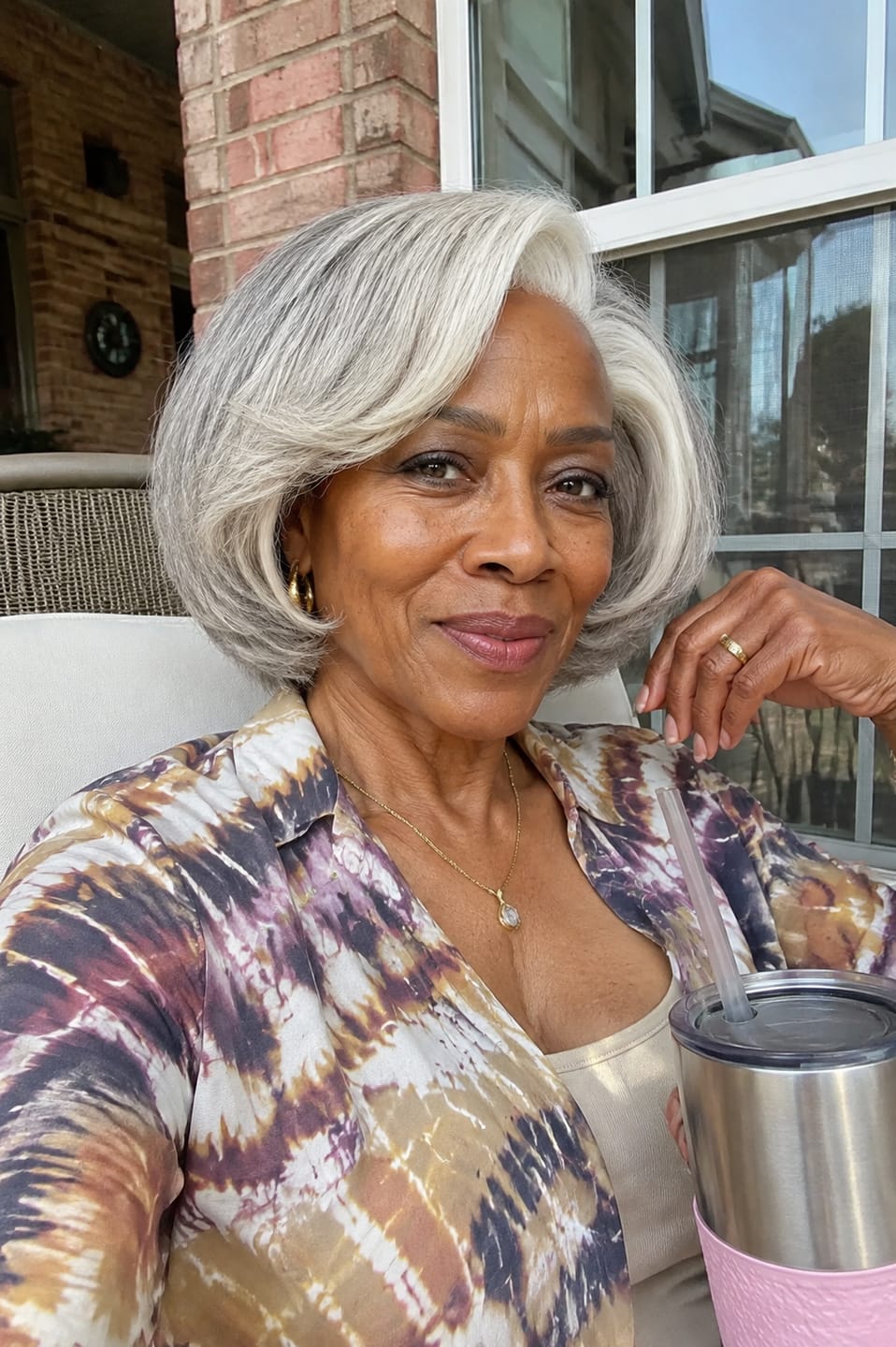 Customer photo review of Luvwin 5x5 Lace Salt And Pepper Layered Swoop Bob Glueless Gray Wig