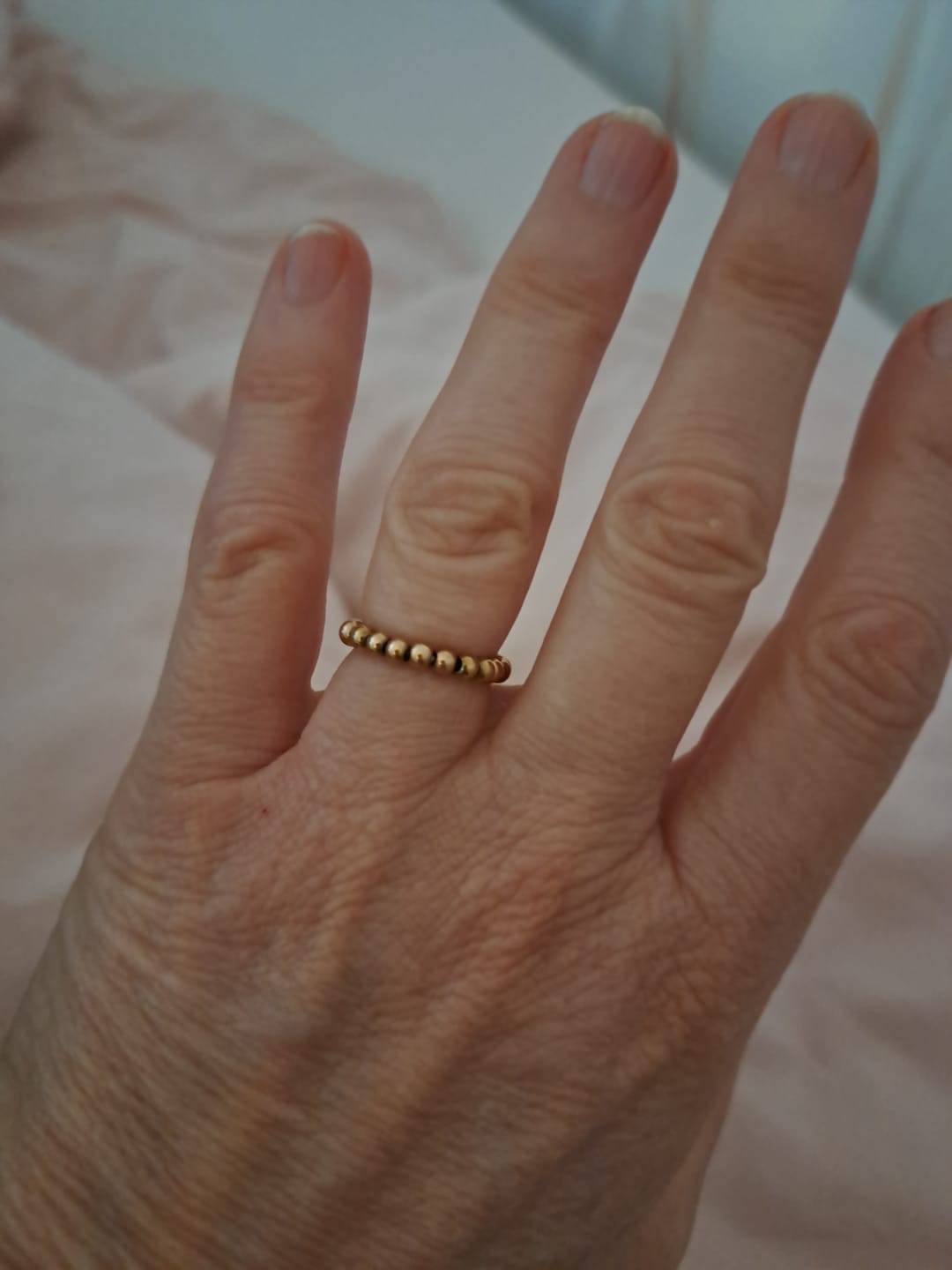 Customer photo review of Flex-Ring rosé-vergoldet, passt elastisch bis Größe 56, nickelallergiefrei