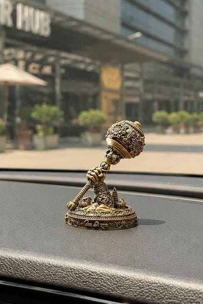 Customer photo review of Divine Car Dashboard Idol - Marble Dust Coated