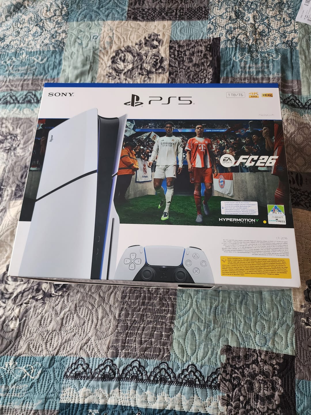 Customer photo review of PS5 Slim + EA FC 26 (Voucher)