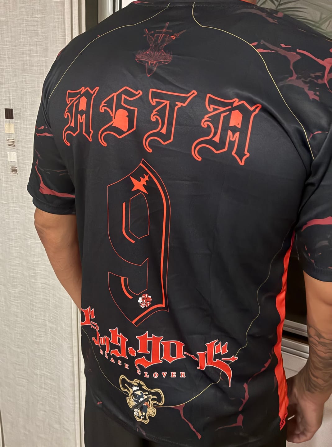 Customer photo review of Camiseta Anime Fútbol – Streetwear