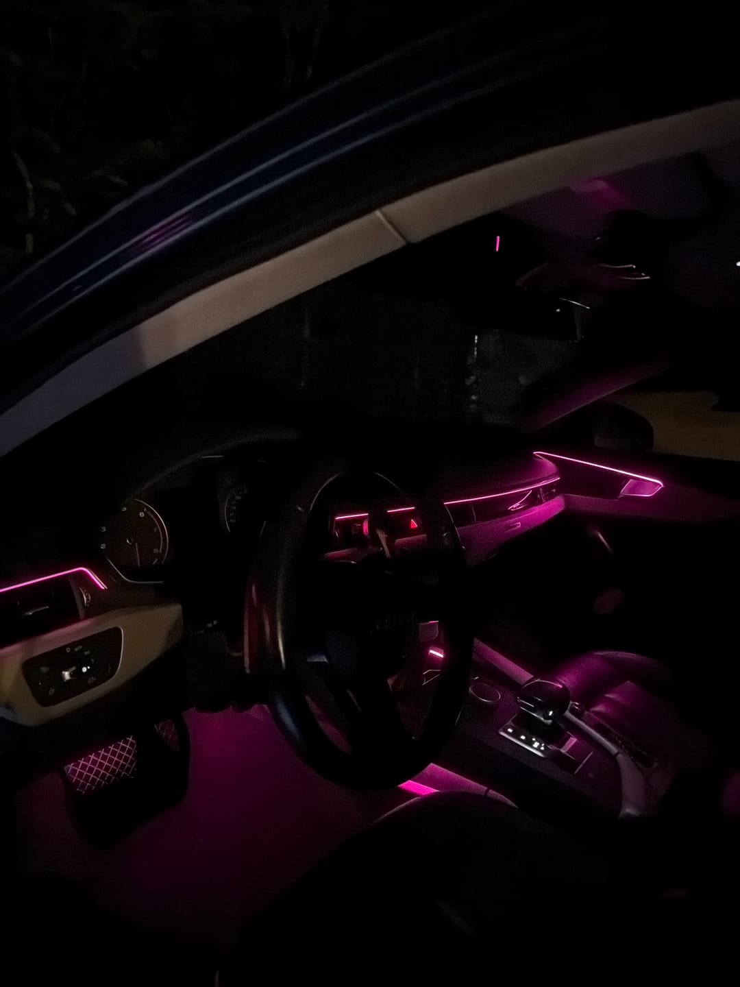 Customer photo review of Audi B9/B9.5 Technik+ Ambient Lighting Kit