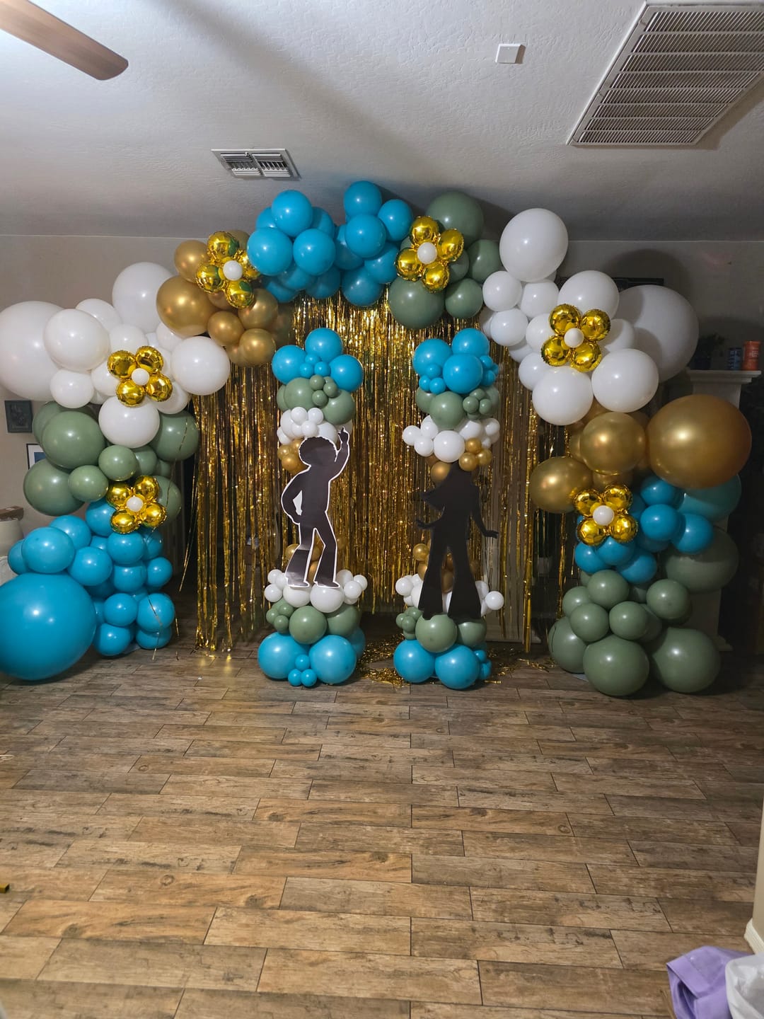 Customer photo review of 10x8ft Aluminum Alloy Tube Arch Balloon Flower Stand For Wedding Birthday Baby Shower