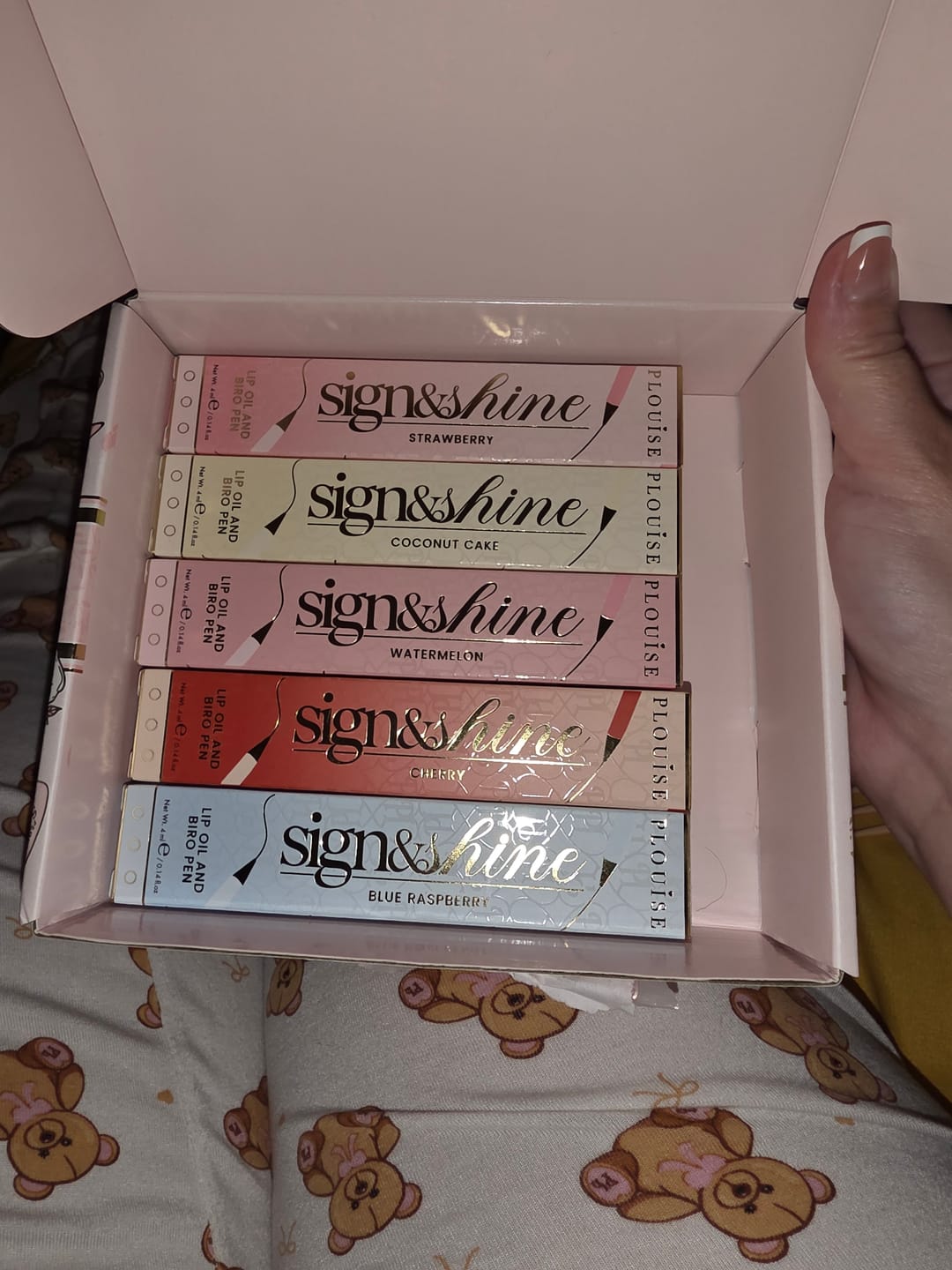 Customer photo review of Back to Business Sign And Shine Lip Oil Pen - PRE-ORDER