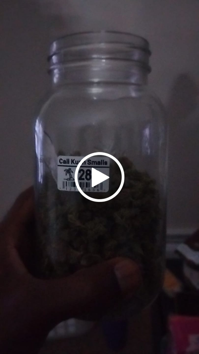 Customer video review of Cali Kush Smalls (BOGO)