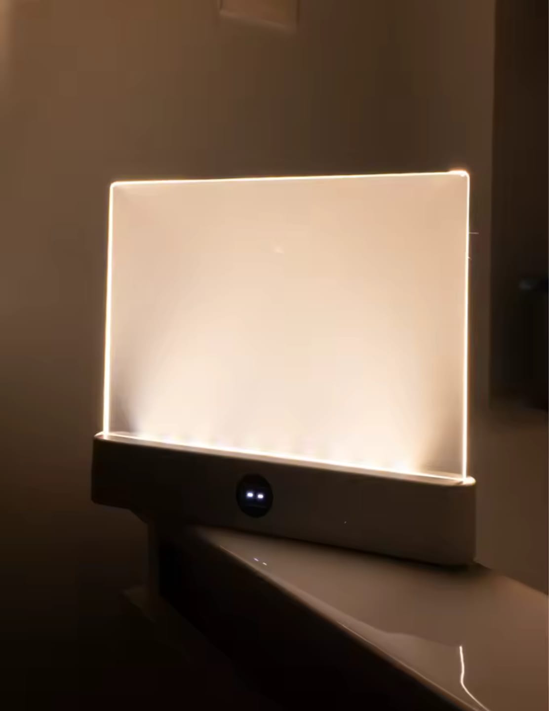Customer photo review of Lámpara LED Plana de Lectura Nocturna con Protección Ocular