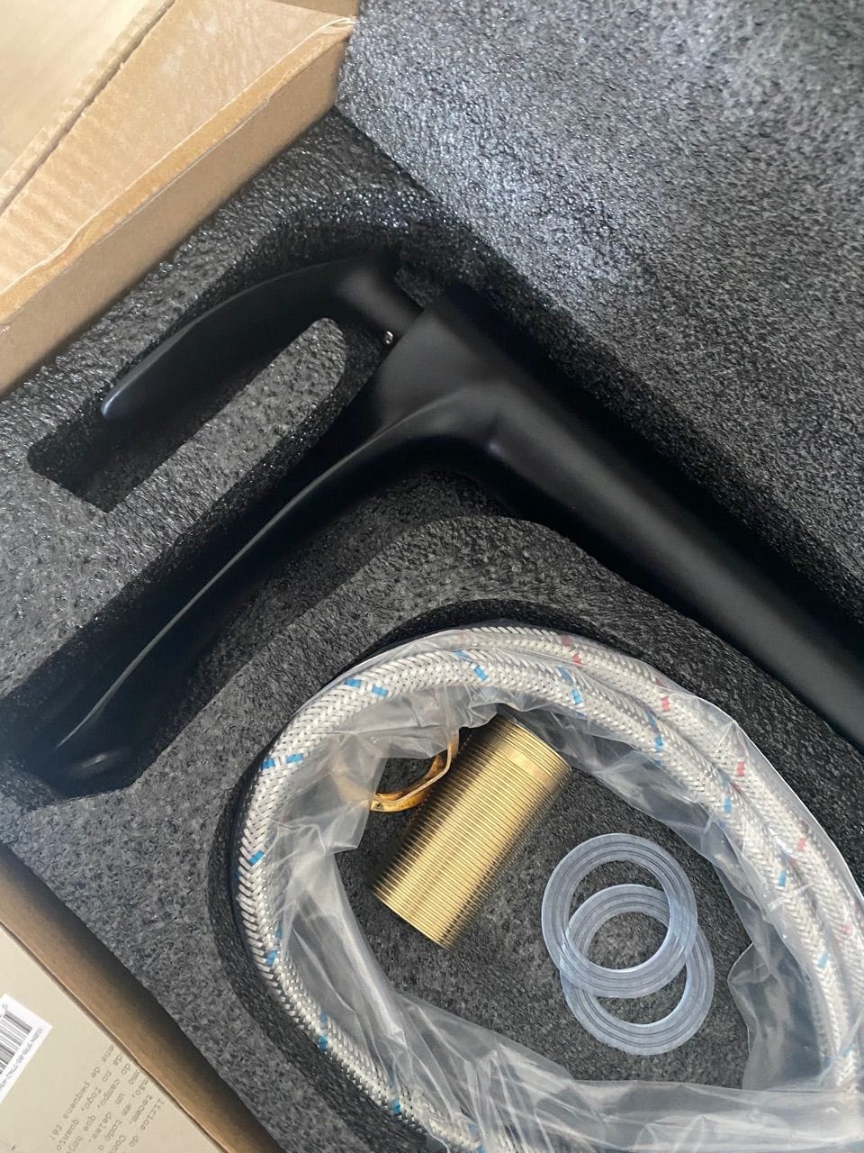 Customer photo review of Torneira Para Banheiro Gourmet Monocomando Aqua Lux