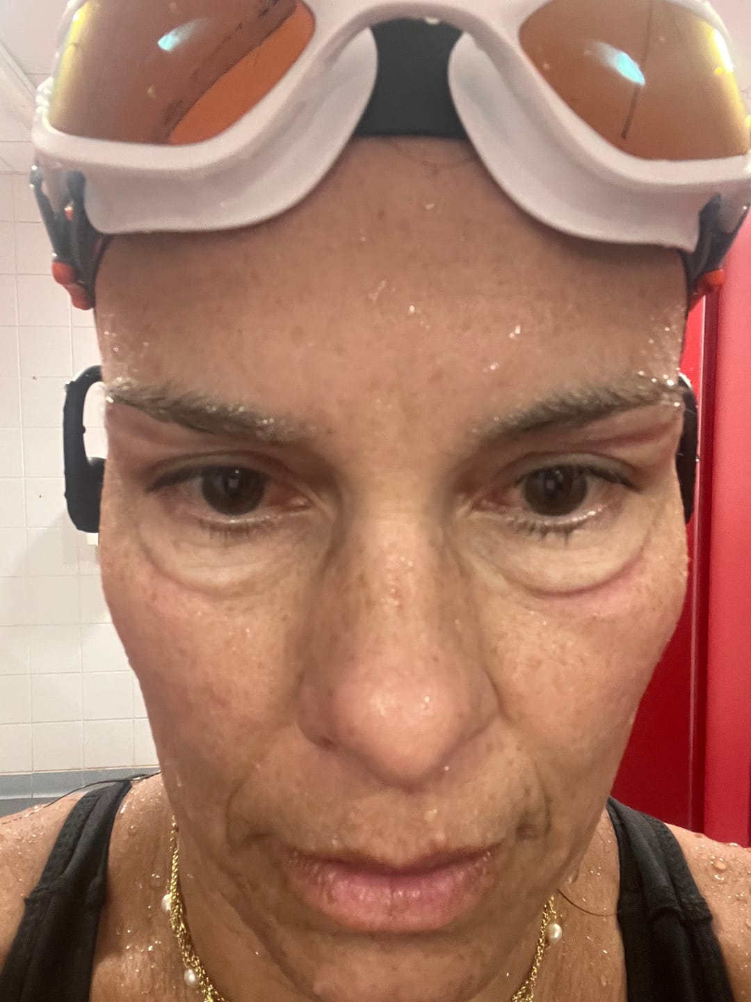 Customer photo review of NanoClear™ Flex Swim Goggles Mirror - (White)