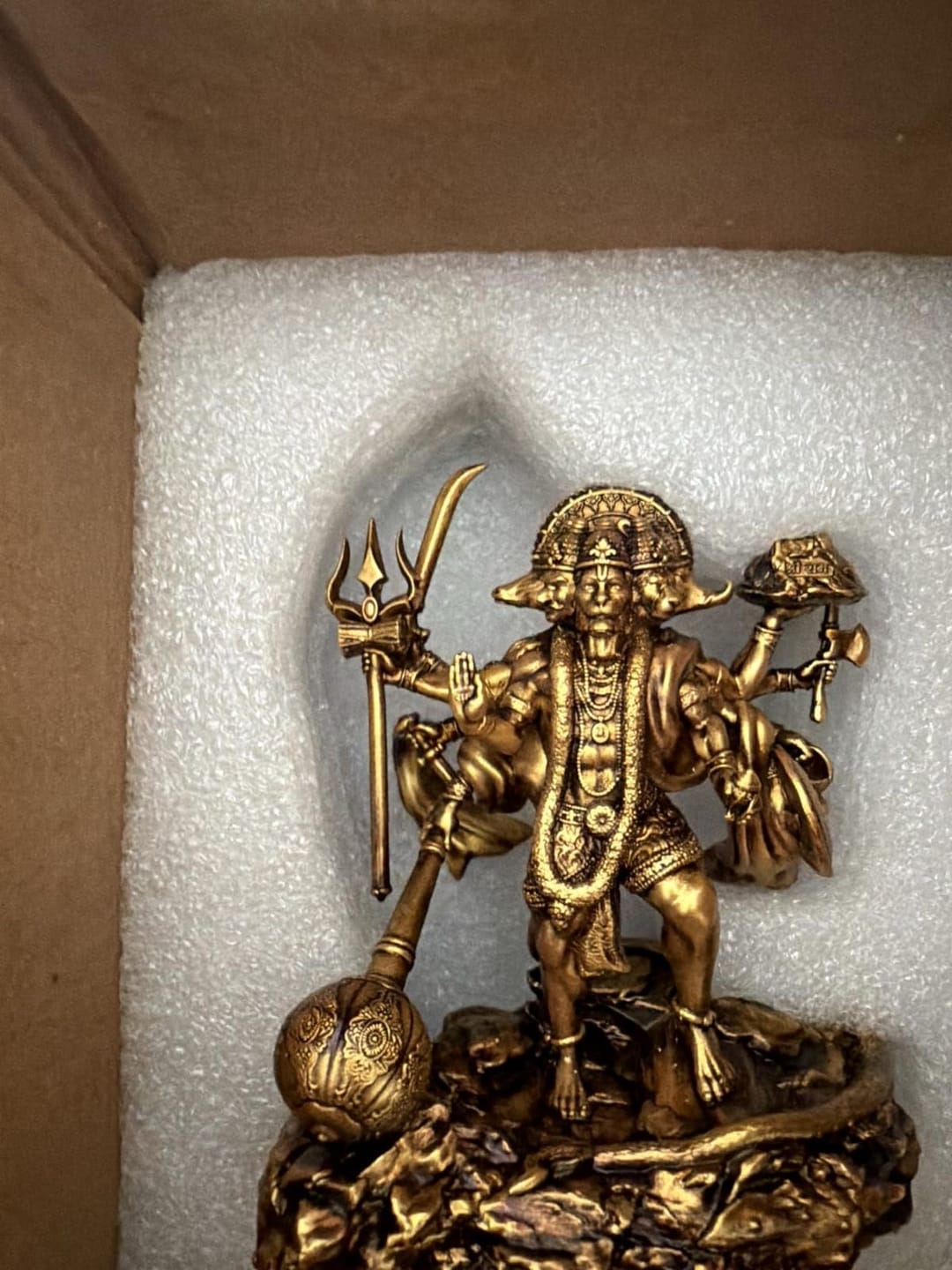 Customer photo review of Divine Car Dashboard Idol - Marble Dust Coated