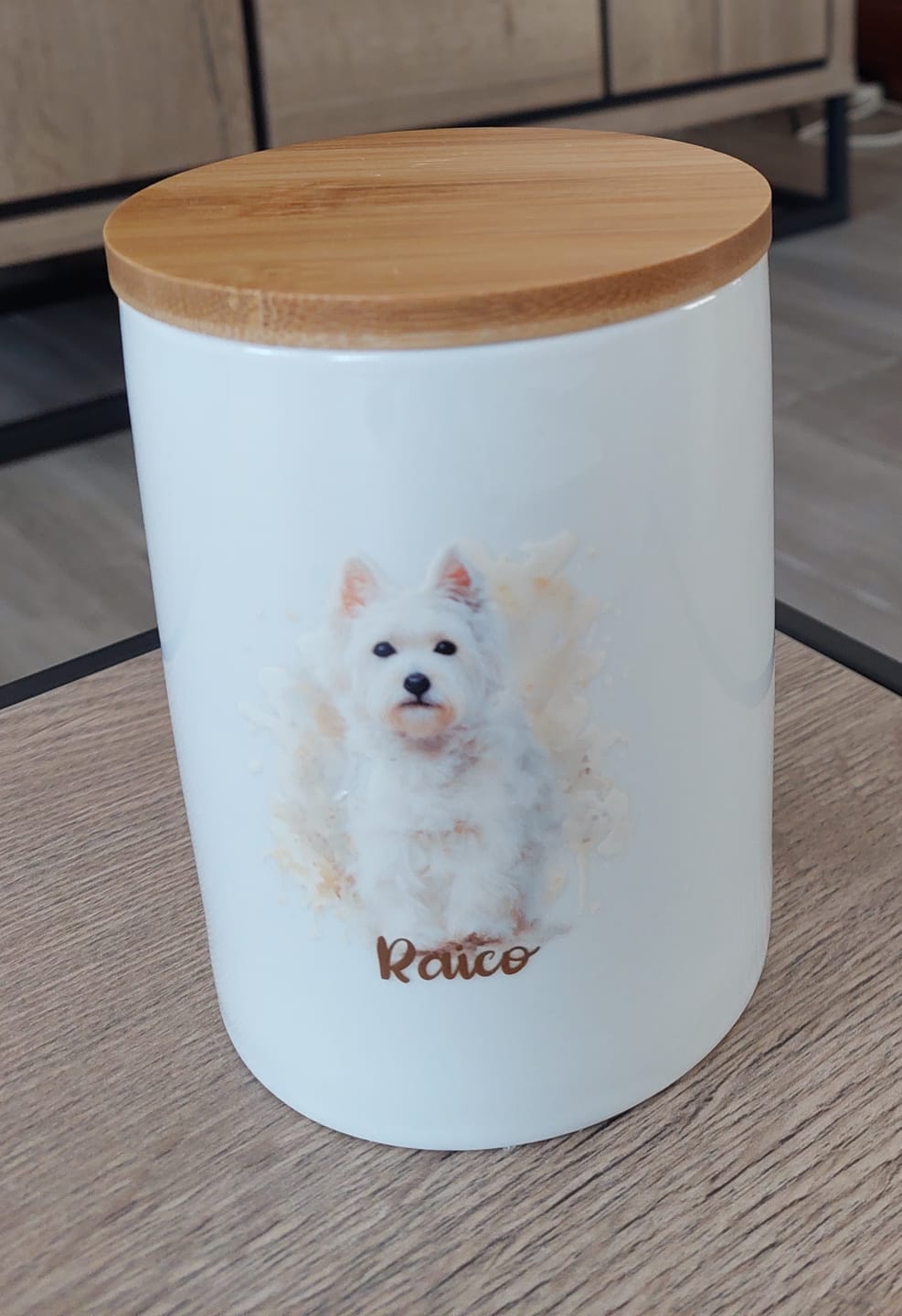 Customer photo review of Realistisch aquarelportret van huisdier – Gepersonaliseerde snoepjesdoos