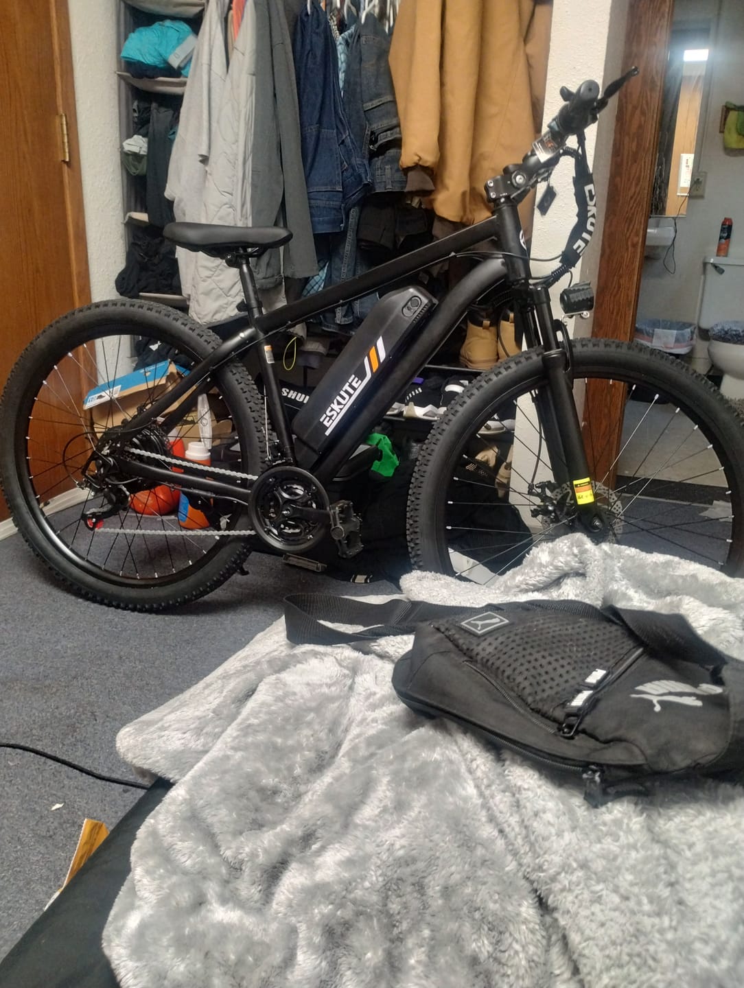 Customer photo review of Eskute® M200 27.5" Mountain Electric Bike