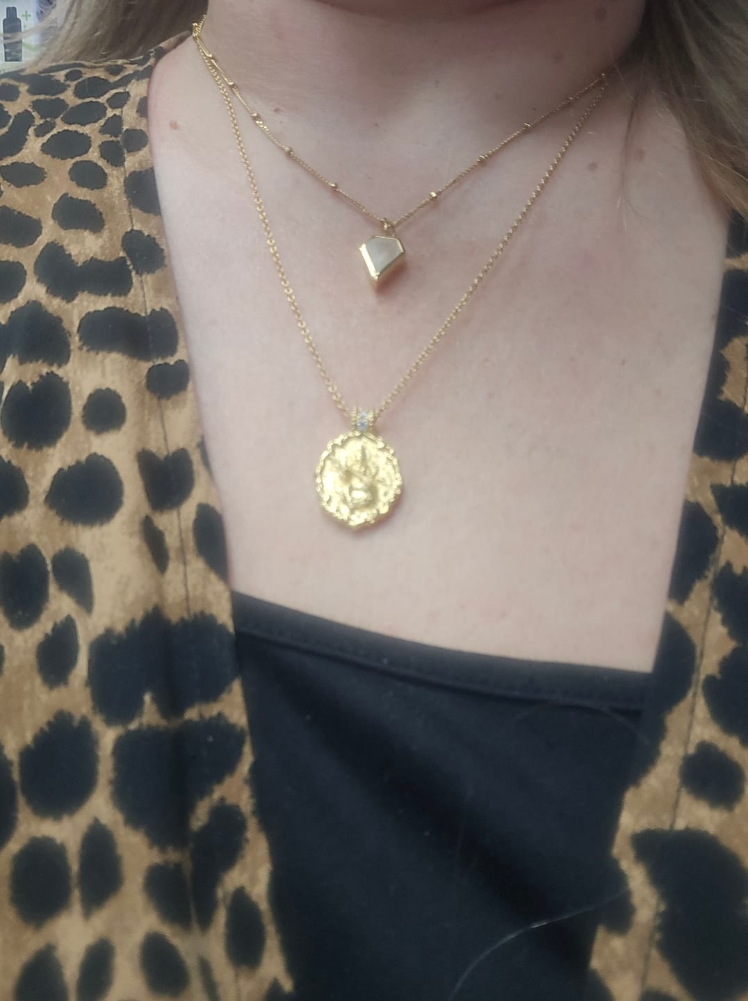 Customer photo review of Goddess Saraswati Necklace (Gold)