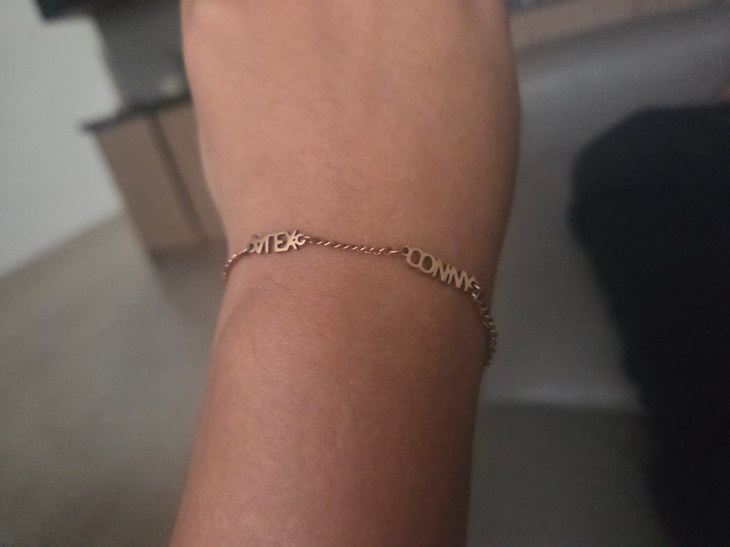 Customer photo review of Pulsera personalizada con nombre