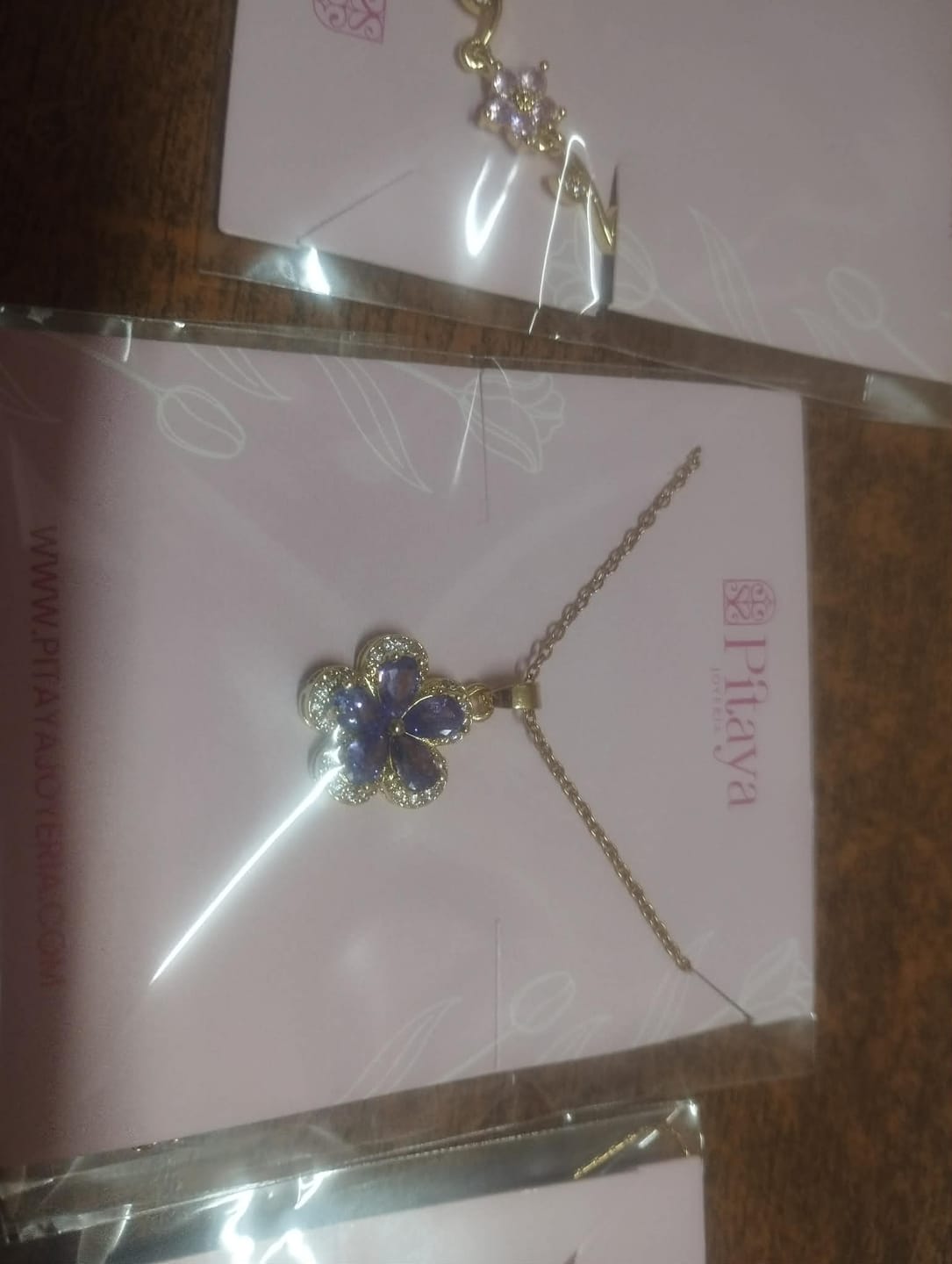 Customer photo review of Collar Amethyst Bloom