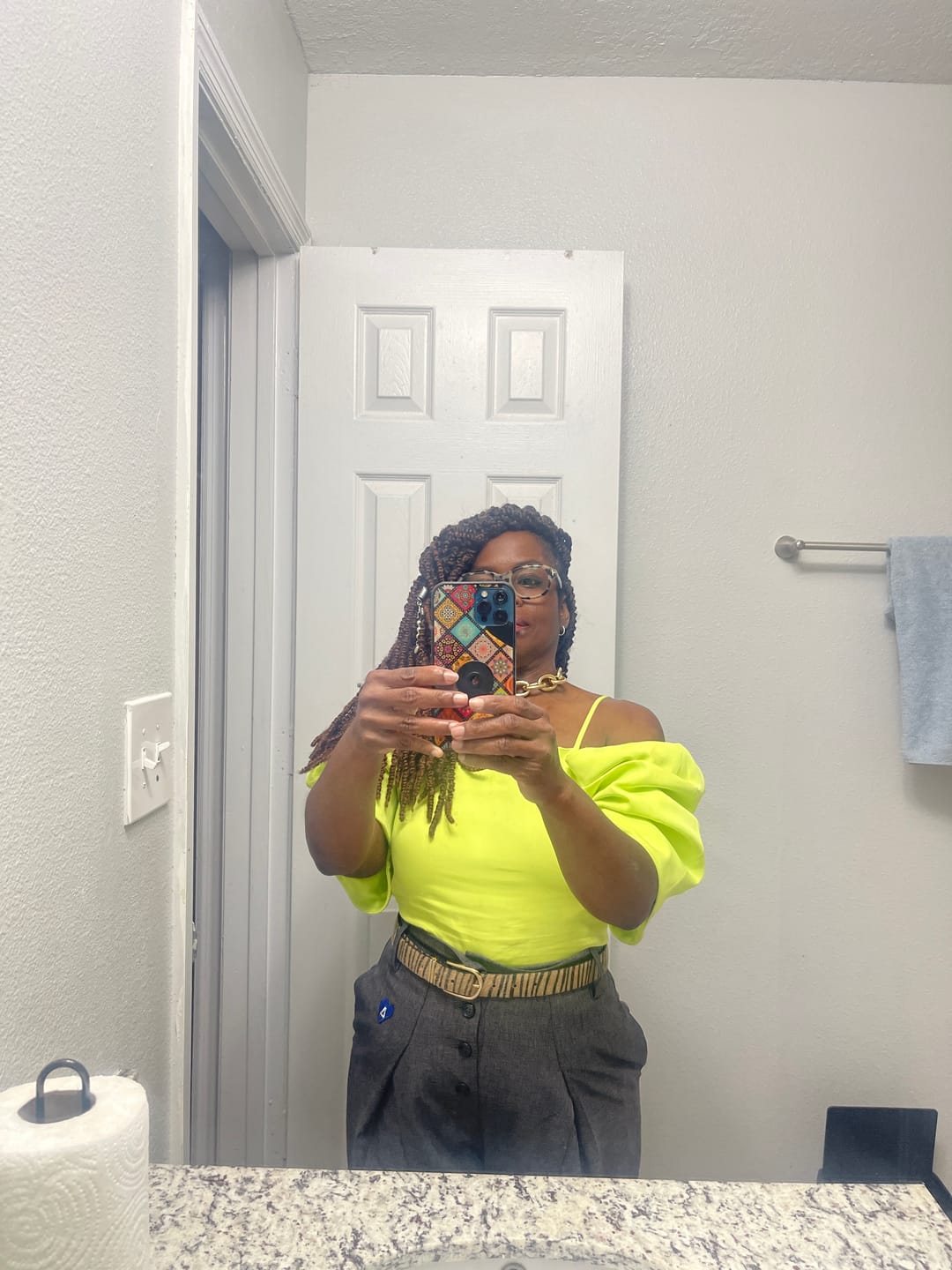 Customer photo review of Aelfric Eden Pleated Baggy Barrel Pants