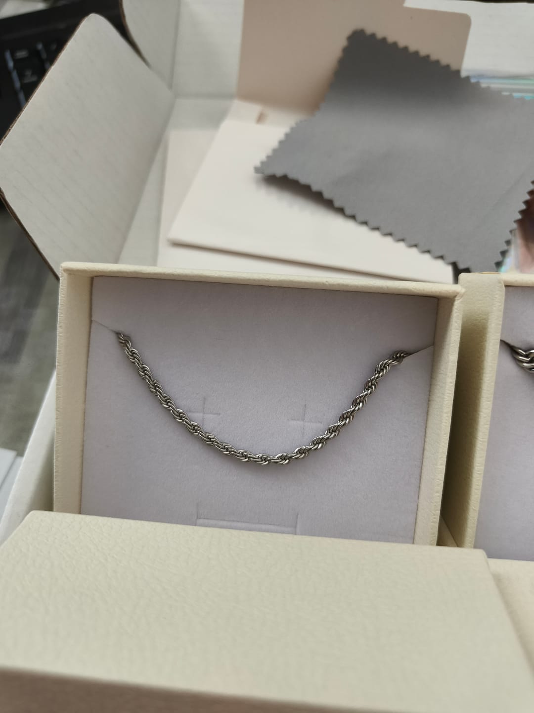 Customer photo review of Cairo Twisted Bracelet