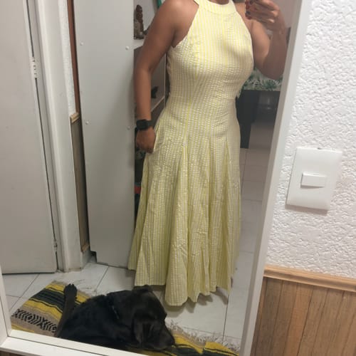 Customer photo review of Nadia Tie-Detail Smocked-Cuff Vestido 723173
