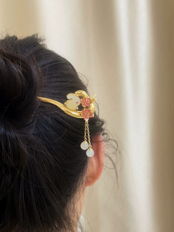Customer photo review of Jade Rabbit and Plum Blossom Hairpin