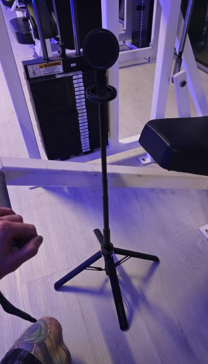 Customer photo review of MAGNOVA 360™ - Trépied magnétique multifonction pour smartphone