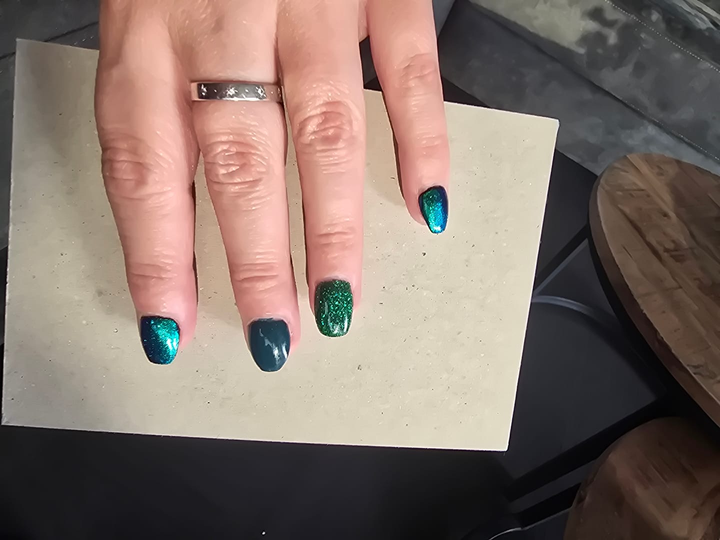 Customer photo review of Emerald Shift Chrome Powder