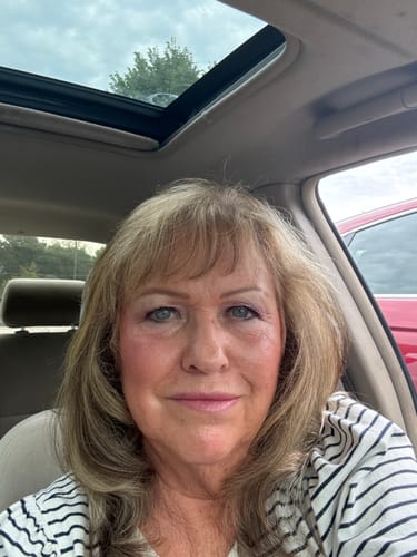 Customer photo review of Color Changing 4 in 1 Foundation