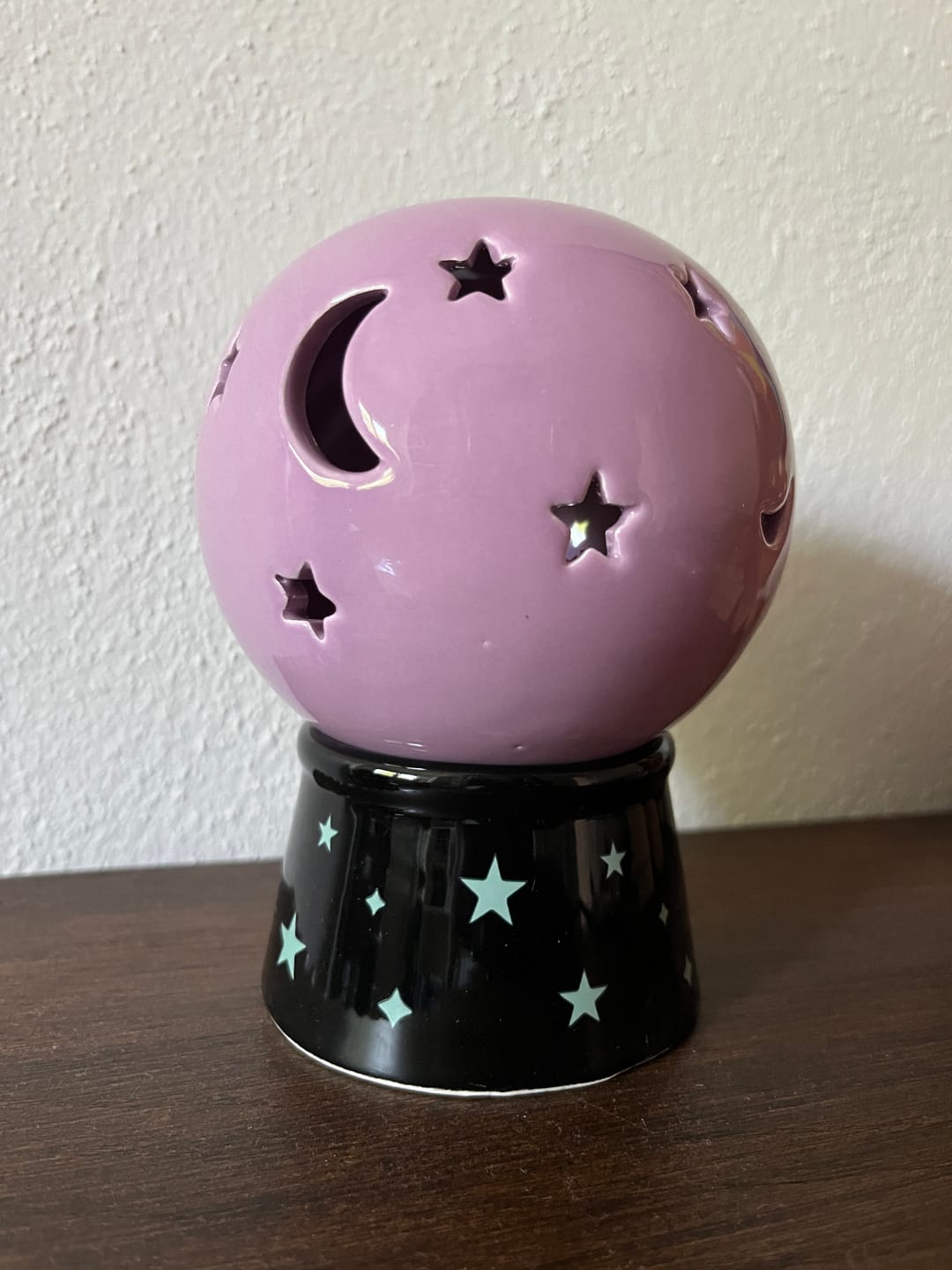Customer photo review of Kristallkugel Teelichthalter & Räucherkegelhalter in Pastell