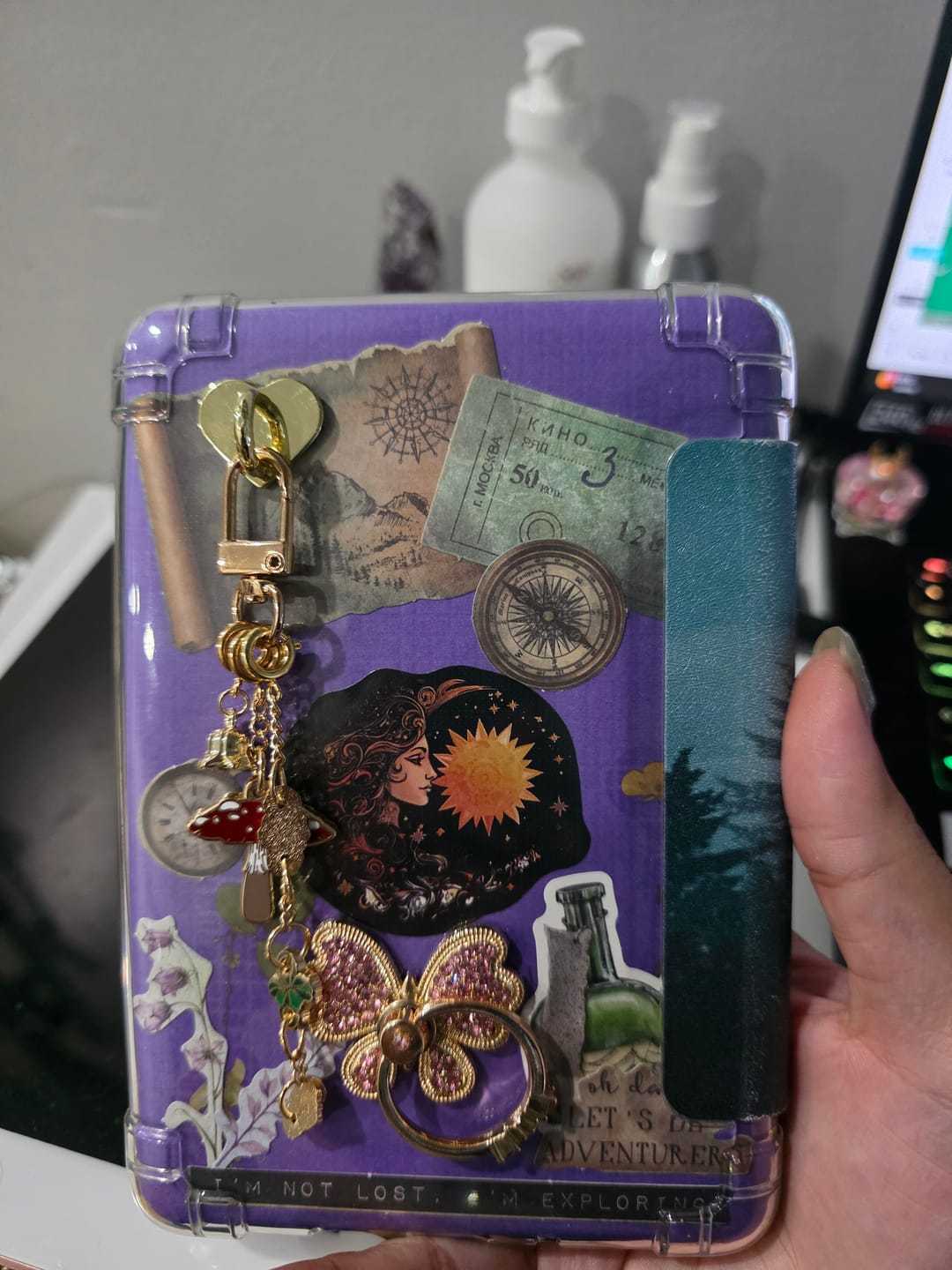 Customer photo review of Wonderland Charmlet