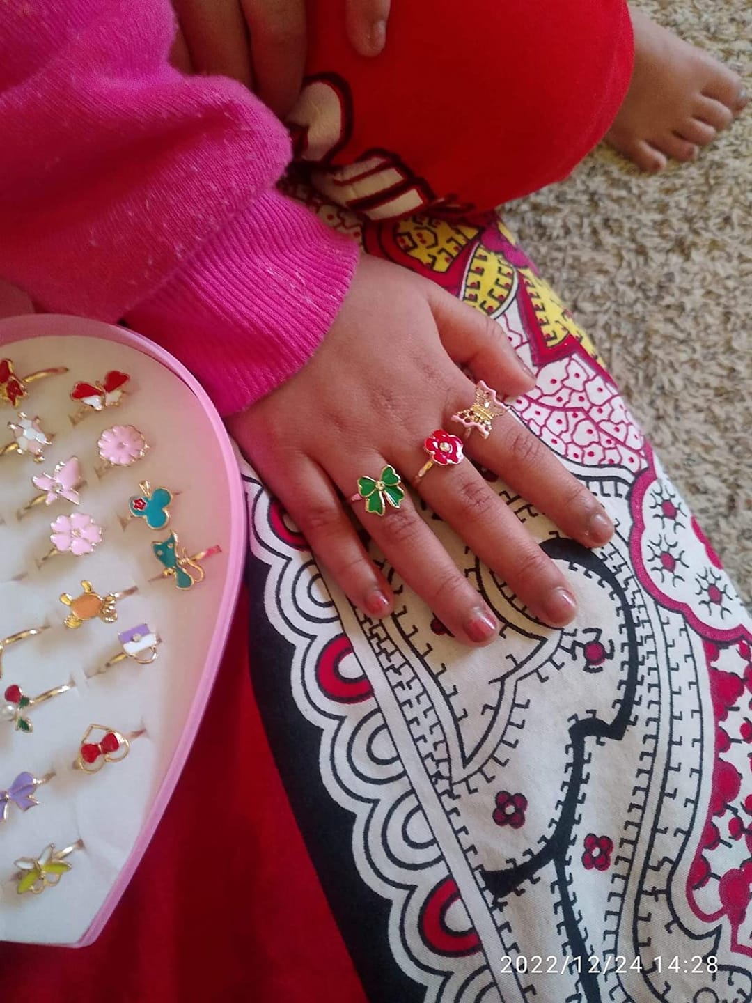 Customer photo review of CharmRings™ – 36pc Dress-Up Ring Set