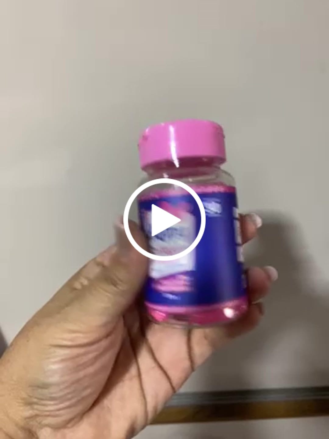 Customer video review of 1 Pote Colágeno Com Ácido Hialurônico