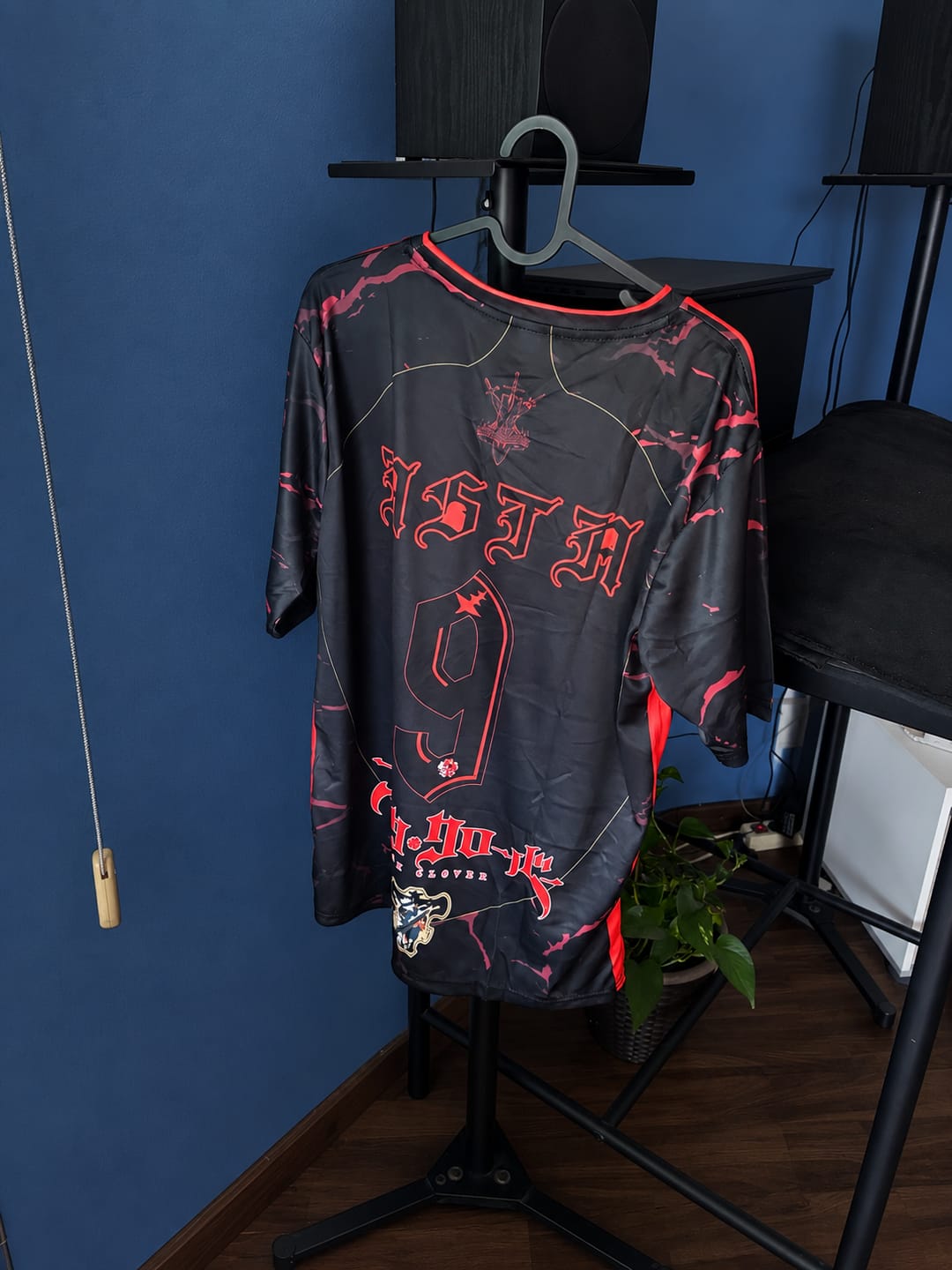 Customer photo review of Camiseta Anime Fútbol – Streetwear