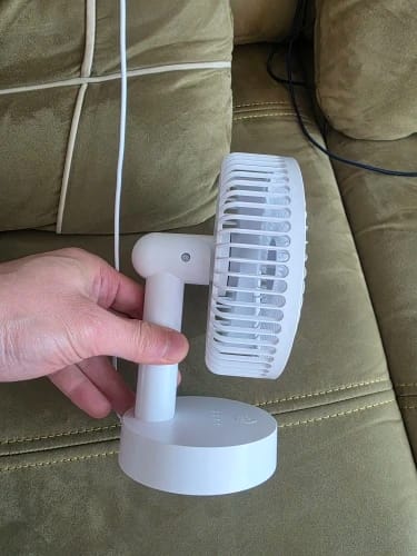 Customer photo review of USB Desktop Fan with Four Speeds and 5V Power for Table Use