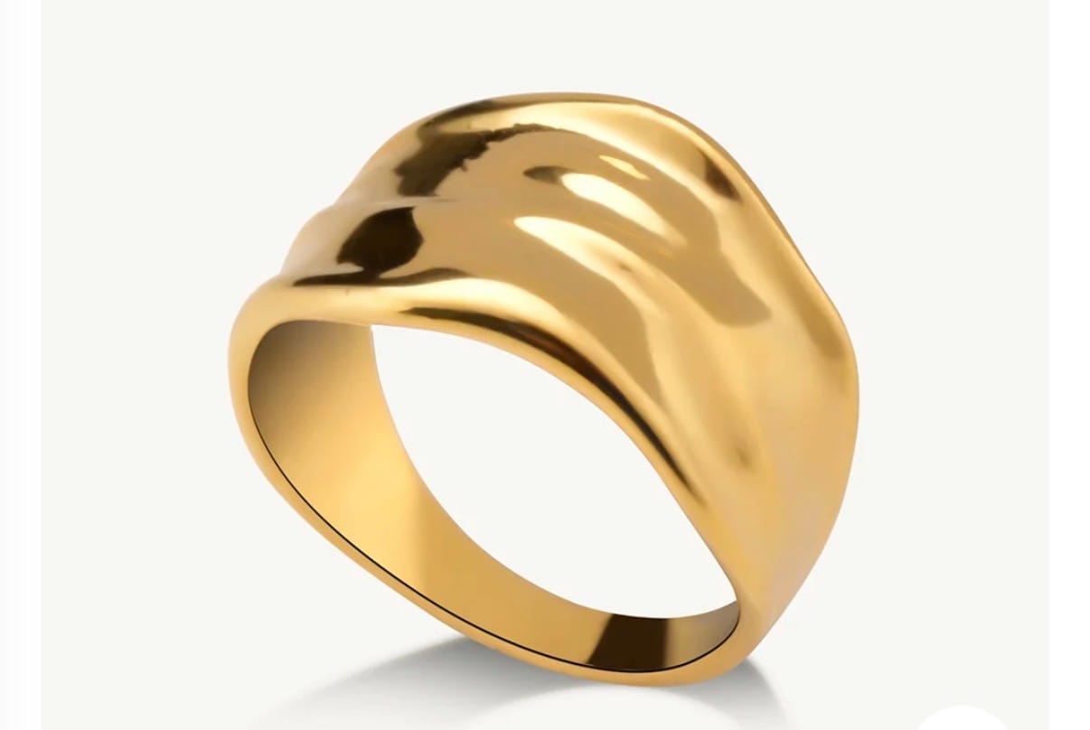 Customer photo review of Twisted Dome Ring